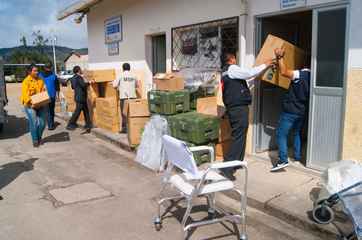 Importante el apoyo interinstitucional entre el <a href="/Salud_CZ7/">Coordinación Zonal 7-SALUD 🇪🇨</a> y <a href="/GADSaraguro/">Municipio Saraguro</a> de ello los más beneficiados son los habitantes del cantón <a href="/SaraguroCity/">Saraguro</a>