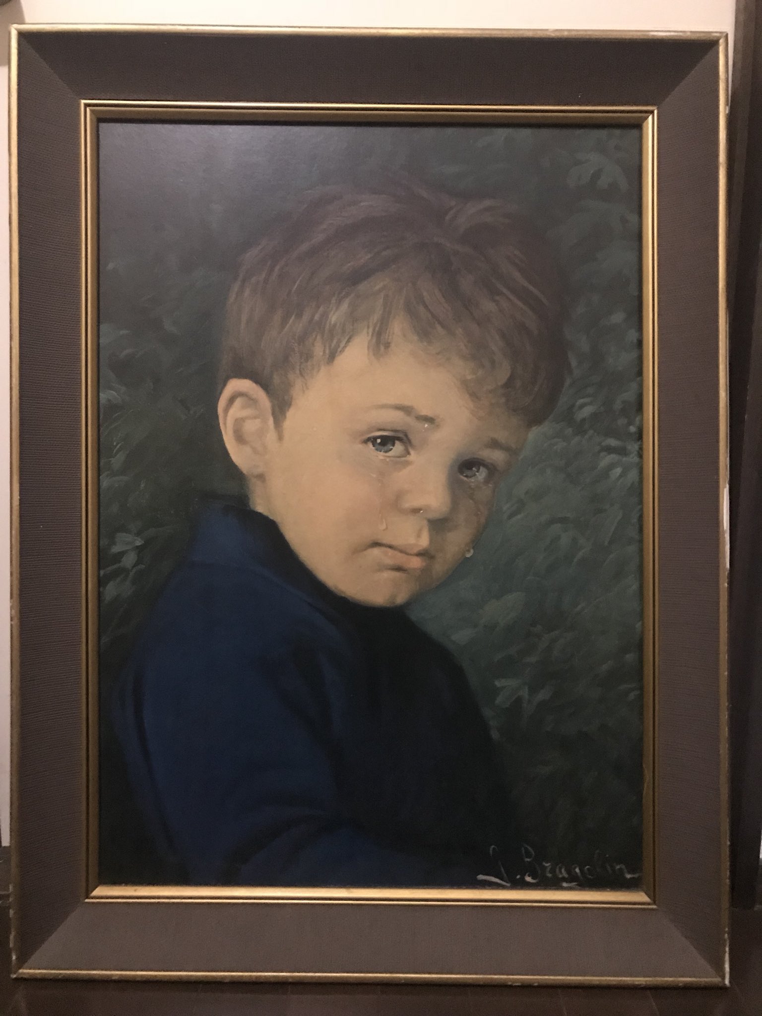 前田 呪物 呪われた絵 The Crying Boy 泣く少年の絵 泣く少 The Crying Boy が本場イギリスから届きました この絵が家にあると火事になり この絵だけが燃え残るそうです