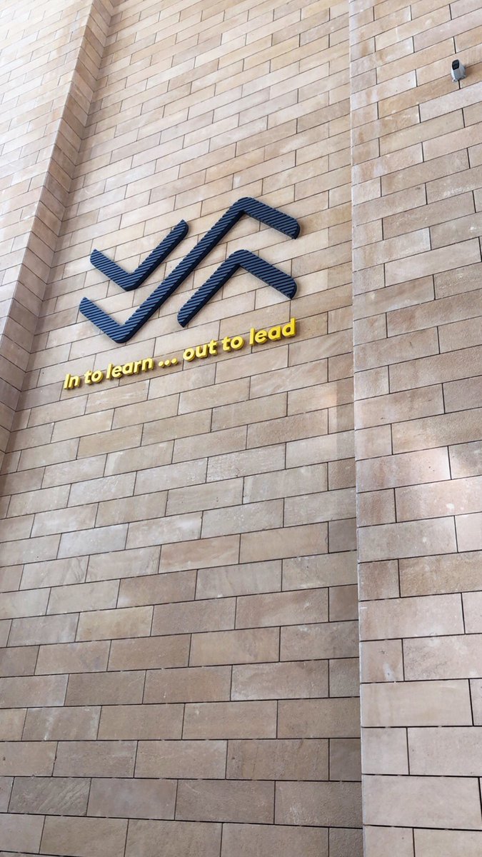SaraAlofaisan's tweet photo. To create a realistic environment that brings us closer to the reality of institutions and companies and to create educational curricula that are as entrepreneurial as we are in Vision 2030. I'm proud that I will graduate from this college and I’m a leader 🥇💙
#CBAuploaded https://t.co/cja7vtvlic