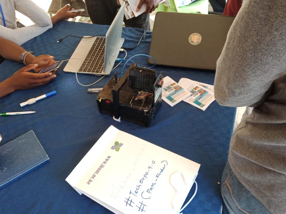 jeffmainz's tweet photo. #pathfinder 
Come and see this next big thing on solar power
@DiscoverJKUAT 
#TechExpo9 https://t.co/TObfd9xisE