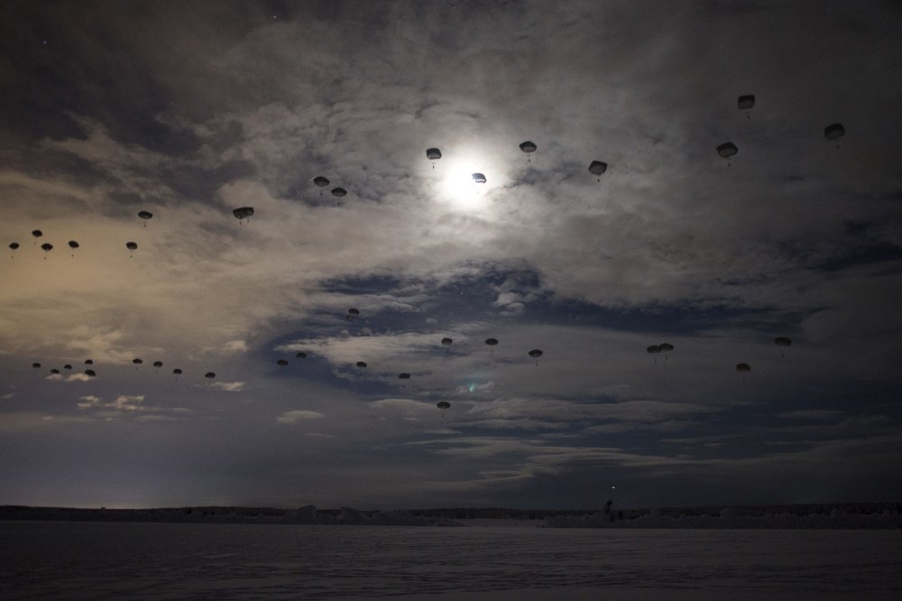 Dxmdf9SWkAATtx3.jpg:large