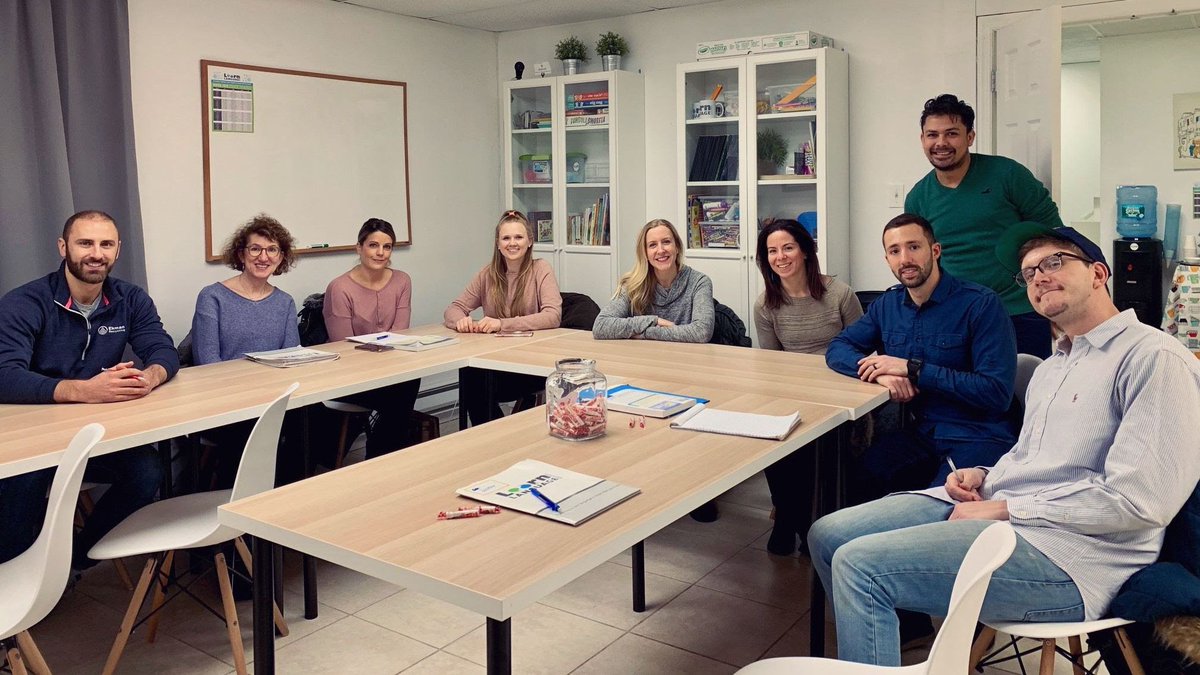 LearnLanguageNJ's tweet image. Hola to our #Spanish Beginner Level 4 group class! We're so excited to have you back with LLH to continue your #language journey. Buena suerte (good luck) this semester! #learnlangaugehoboken #learnalanguage #learnspanish #ilovelanguages #hoboken #adultlearners #ilovespanish