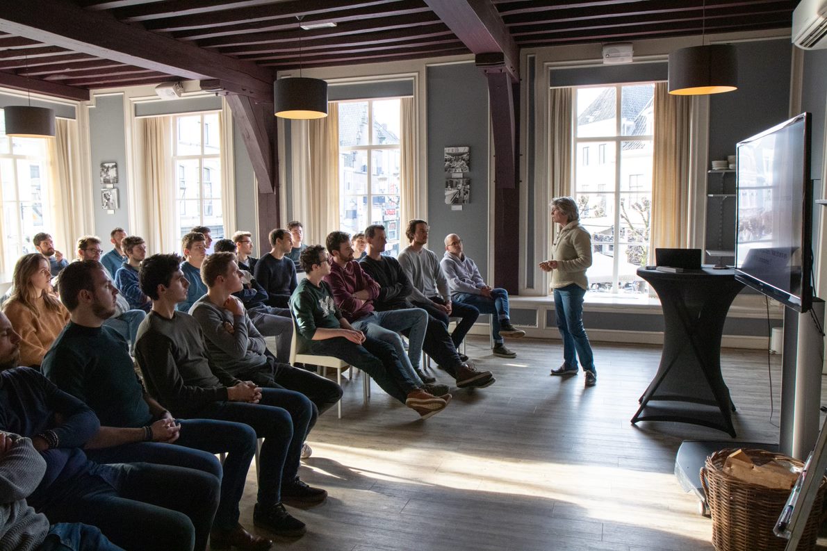 ComateEngineers's tweet image. Inspiring talk with Karine Van Doorsselaer about #Ecodesign.
 
Key message? As product developers, we play an important role. We are at the beginning of the chain and we can make a difference. Do you also care about Ecodesign? #Butterflydiagram #Productdevelopment