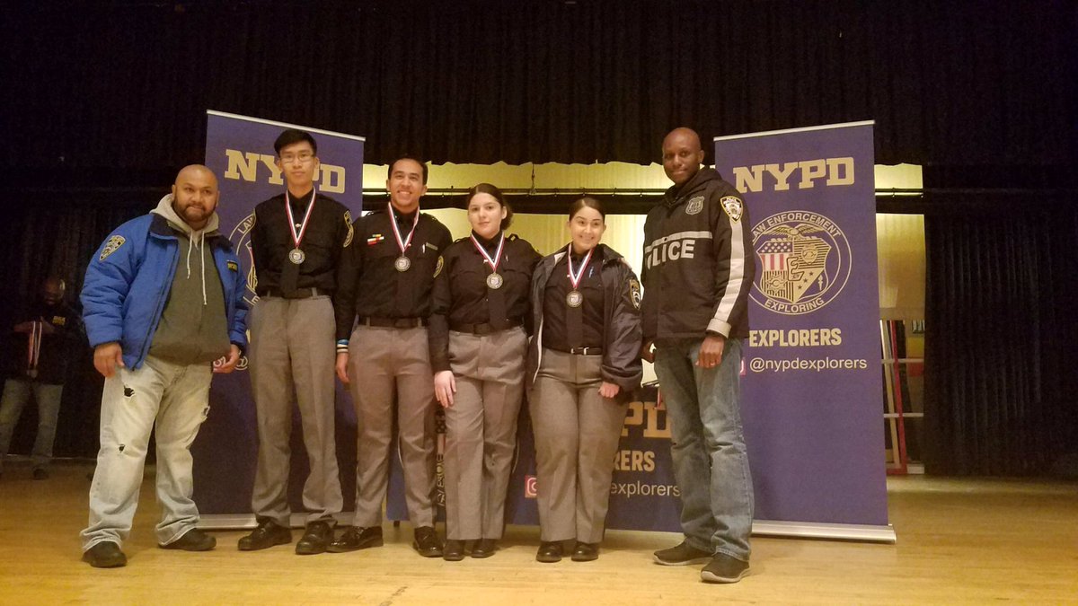 NYPD61Pct's tweet image. So proud of our #NYPDExplorers who came in first place 🥇 in the car stop scenario at the 2019 Explorer Winter Competition. Great job! 👍