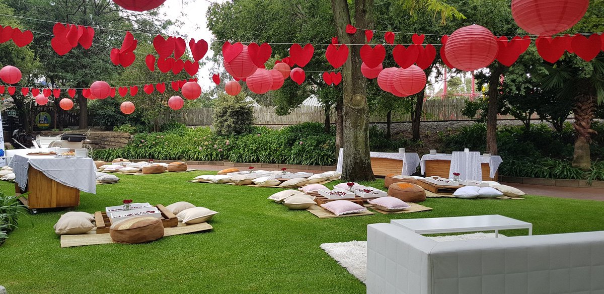 People_SA's tweet image. Having a chilled time thanks to @MNet.. #MNetCaseFile #FindingTheOne