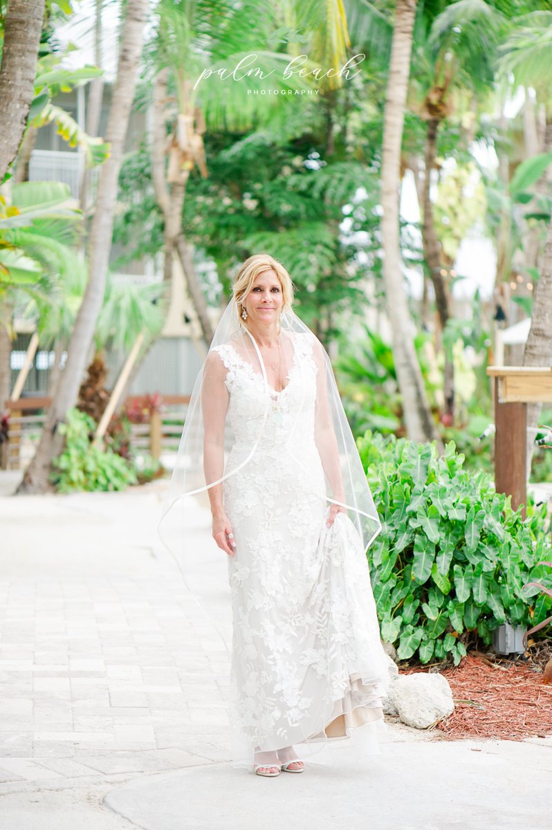 PalmBeachPhotog's tweet photo. Finishing up the gallery for this radiant bride! #BestDayEver #DocumentingLove #Cheeca #CheecaWeddings #PalmBeachPhotography #FloridaKeysDestination #DestinationWeddings #FloridaKeys #Love #FloridaWeddings #Wedding #IslamoradaWeddings #WeddingPhotography #WeddingPlanning #bride https://t.co/WgA7GgKTp3