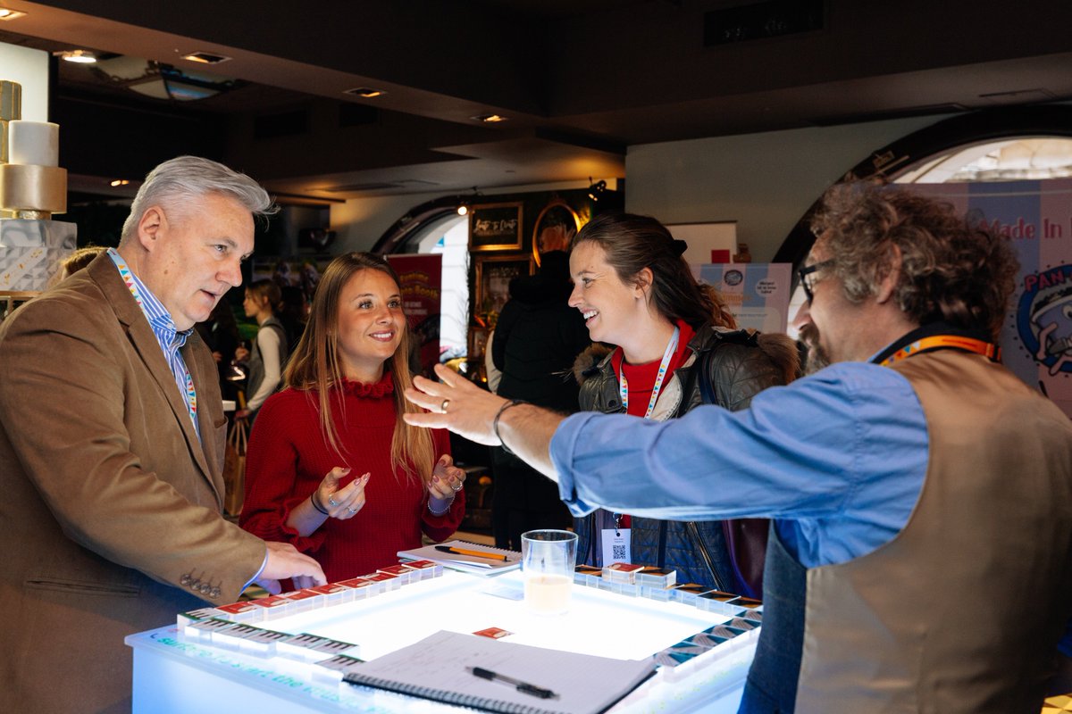 splento's tweet photo. Check out some footage from the #LSES19.
@LadySummerSkye @TheBankingHall
#EventProfs #LadySummerSkye #visualfuel
More photos here: https://t.co/pZAa9C9dBV https://t.co/7bFjZPGK4K