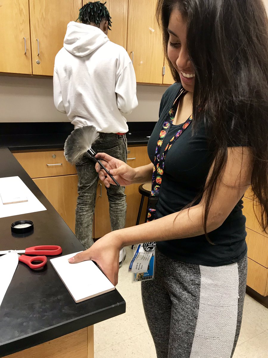 #brightstudents in Forensics <a href="/EstacadoHS/">Estacado High School</a> <a href="/LubSci/">Lubbock ISD Science</a> lifting fingerprints!