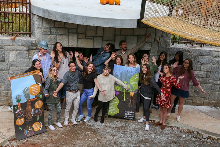 ldsoa's tweet image. Graphic Design students from the Dodd recently collaborated with the Botanical Gardens of Georgia to help design the new seasonal gardens in the Alice H. Richards Children’s Garden! #doddlife #thedodd #athensga #graphicdesign #environmentaldesign #artatuga