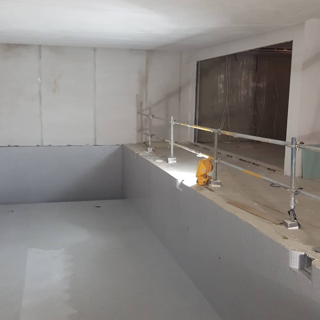 Roblowetiling's tweet image. Wow. All finished and full of water. What do you think?