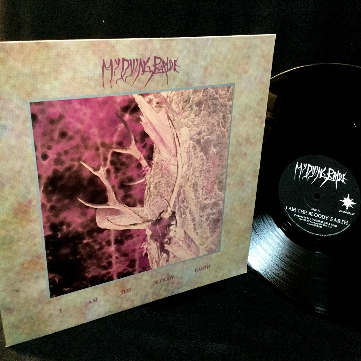 youcharist's tweet photo. 25th ANNIVERSARY!!!!!!!!!!!!!!!!!!!!!!!!!!!!!!!!!!!!!!!

"I Am the Bloody Earth" (EP)
[January 24th, 1994 MA,wiki]

I Am the Bloody Earth
https://t.co/lGdlDXlg1X

#MYDYINGBRIDE
#AaronStainthorpe
#AndrewCraighan
#CalvinRobertshaw
#AdrianJackson
#MartinPowell
#RickMiah
#DavePybus https://t.co/OJ6rAJKCmv