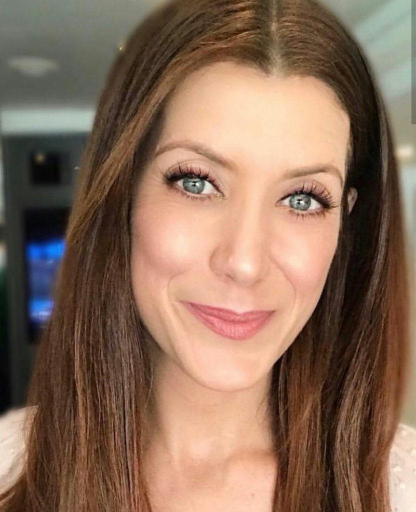 Tiitinita's tweet photo. @casanovariana Aunque no sea un hombre debe estar en este hilo
 Kate walsh a sus 51 años y sigue siendo hermosa❣ https://t.co/feC1D9psdY