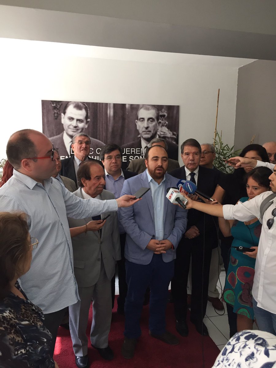 Junto a presidente de @Conapyme Marcos Cárter en reunión con @PDC_Chile y su presidente @fchahin escuchando sus pilares en el Proyecto de modernización de RT