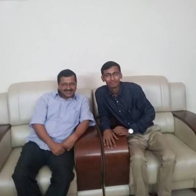 AnkurSingh's tweet photo. Same Abhishek Mishra? https://t.co/oyqoaLcEew