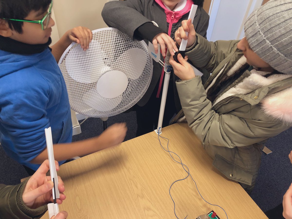 HannahIAC's tweet photo. Our students tested the power of wind on their visit to the @PortofBlyth today! 1.5V was the highest achieved by this group! 🌬👏🏼  #educationchallenge https://t.co/wrGnNLYLlm