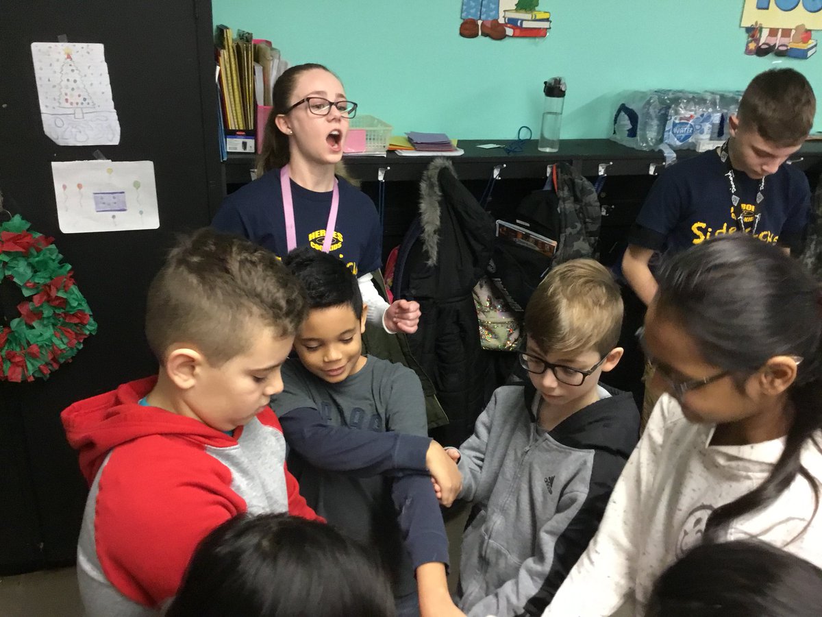 Having a great experience with the Heroes and Cool Kids #sidekicks <a href="/ColoniaMiddle/">Colonia Middle School</a> <a href="/joanne_shafer/">Joanne Shafer</a> #claremont20cares
