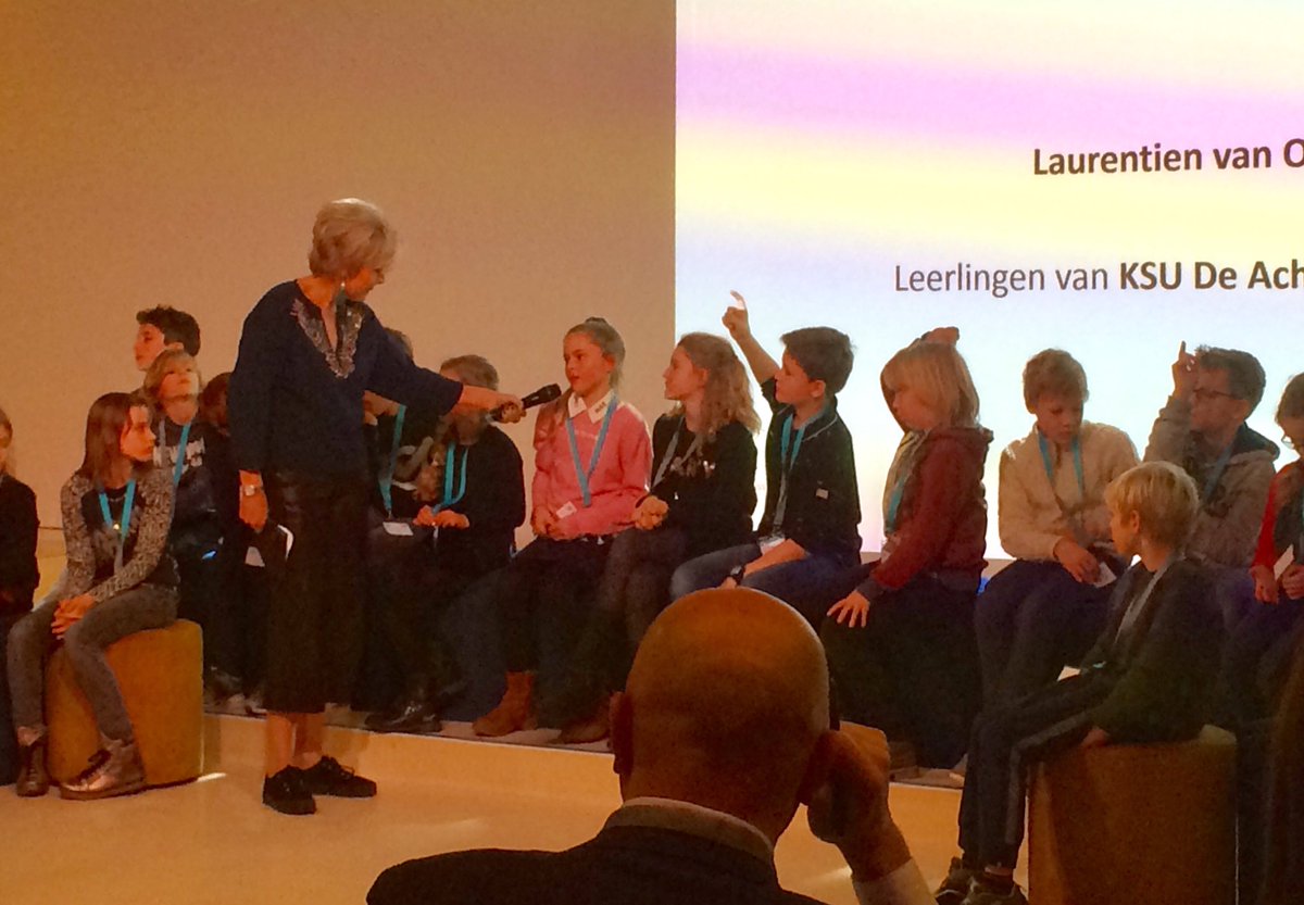 GroeneVoetstap's tweet image. Leerlingen KSU de Achtbaan: “Kinderen willen #onderwijs over voor hun belangrijke onderwerpen: #duurzaamheid, dierenrechten, kinderrechten, pesten, samenwerken, etc.” #NOT2019 #sdg #KidsKracht @LotsFoundation