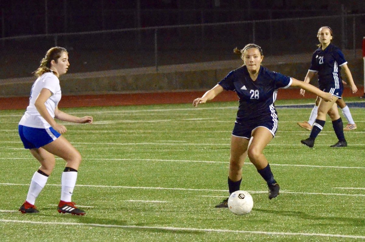 KMACandHeating's tweet image. Hendrickson vs. Leander Junior Varsity Soccer #MoodyGirls
@HHS_hawknation 
@PfISDAthletics 
#HawkYeah 
@kmacsports 
@HHSCO2021 
@varsity_news 
@jensennmoody 
@Moody_1235 
@HHS_HypeCrew
@HawkNationHHS @HawkWmnsSoccer 
@HHSHawkSoccer