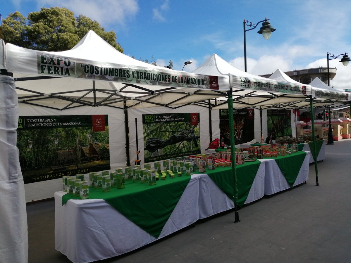 Expoferia Costumbres y Tradiciones de la #Amazonía presenta una variedad de plantas medicinales en la Plazoleta El Campanario, #Cañar. Los productos estarán a disposición del público hasta el domingo 27 de enero.