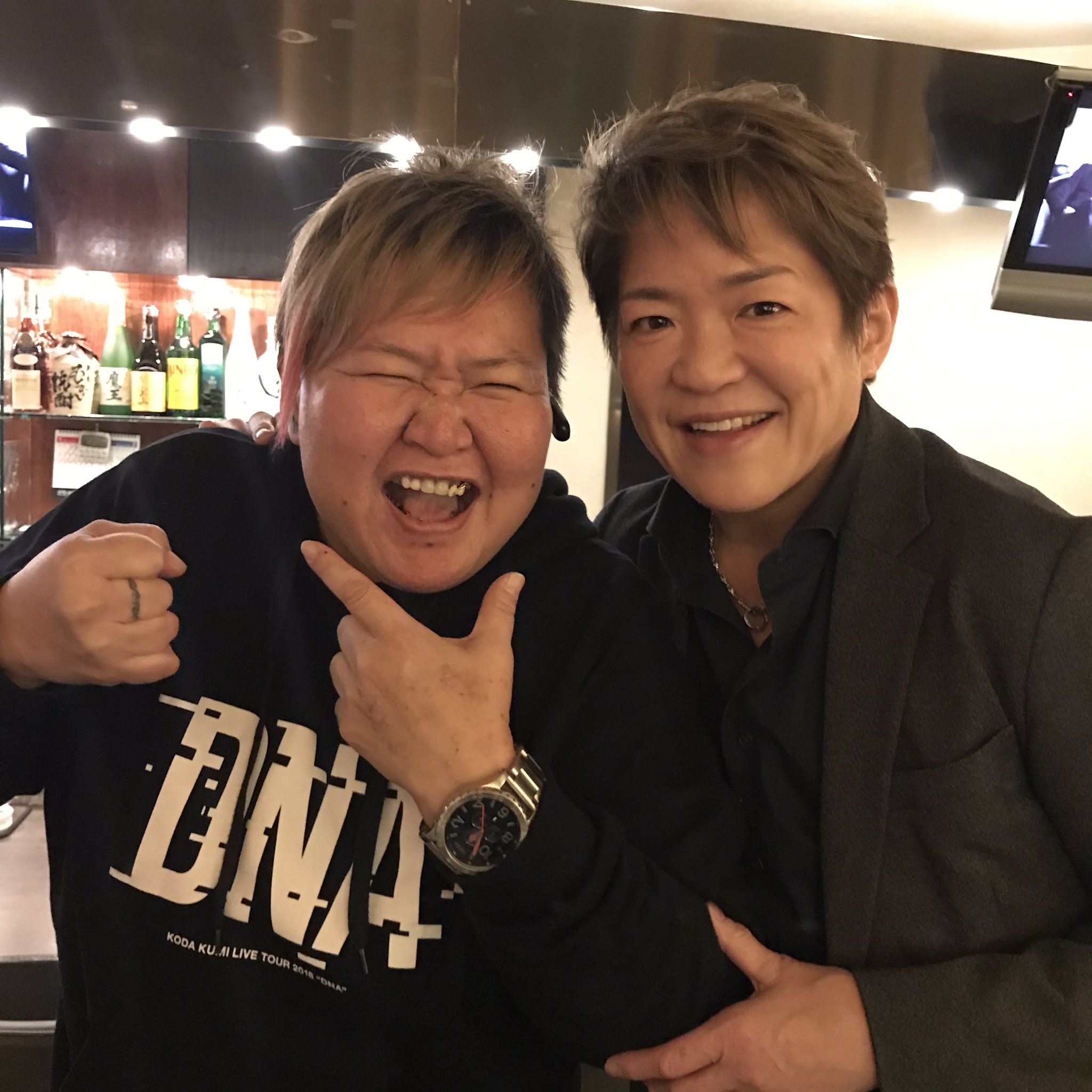ドレイク森松 倖田組 大阪組員 銀座にて 加藤園子 選手 前川久美子 も合流して ライオネス飛鳥 さんのお店へ 久々の飛鳥さんを目の前に 漏らしそう と言ったら トイレ行ってきな とのこと ド や 違うんです 飛鳥さんが目の前に