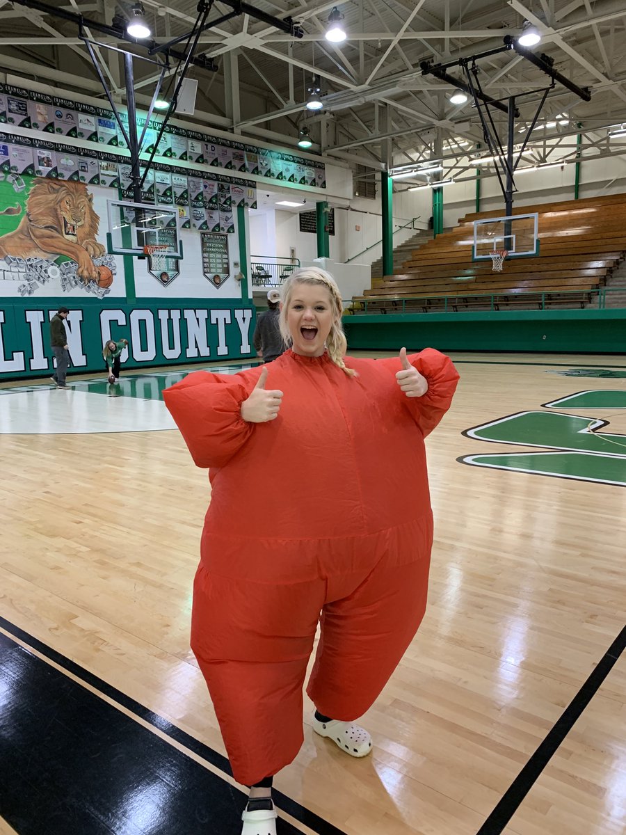 FCHS Lions Basketball tweet media