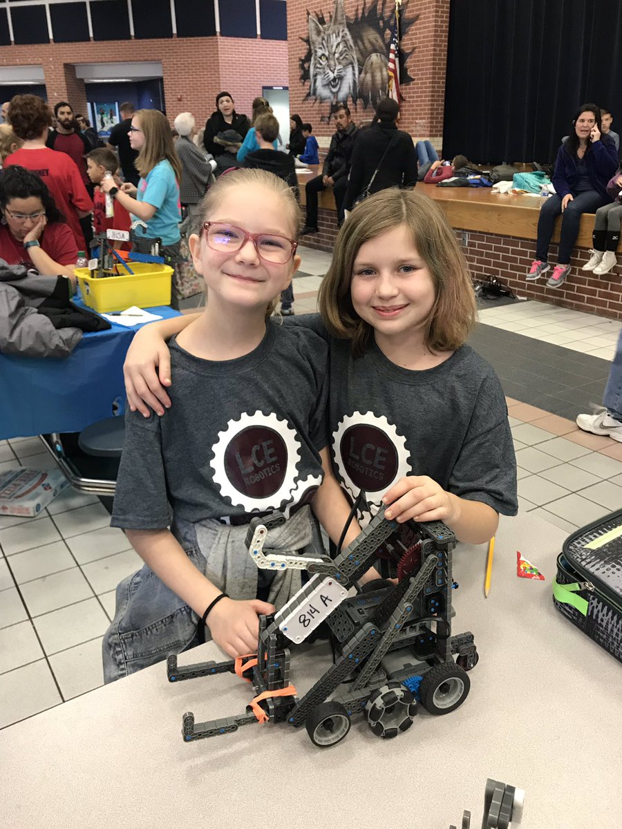 MsPinter2nd's tweet photo. LCE Mustangs having a blast at the Space City Robotics Competition. https://t.co/59CbrsmEea