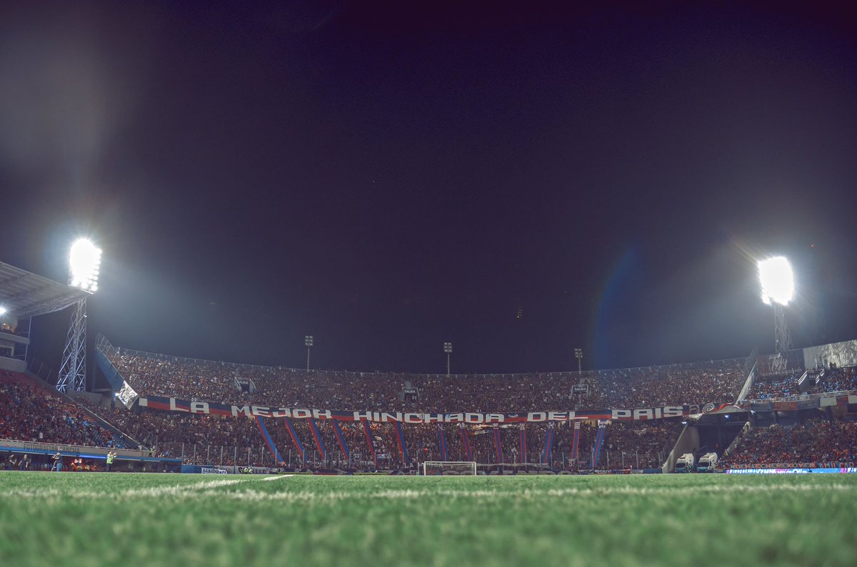 Area1912's tweet photo. Los objetivos se logran en EQUIPO y que cada uno haga su parte para llegar al éxito.
#SeAlienta 🙋♂️
#SeCorre 🏃♂️
#UnidosPorLosColores
#CERRO 🔴🔵
#Area1912
#CDE https://t.co/YNpBmGesMM