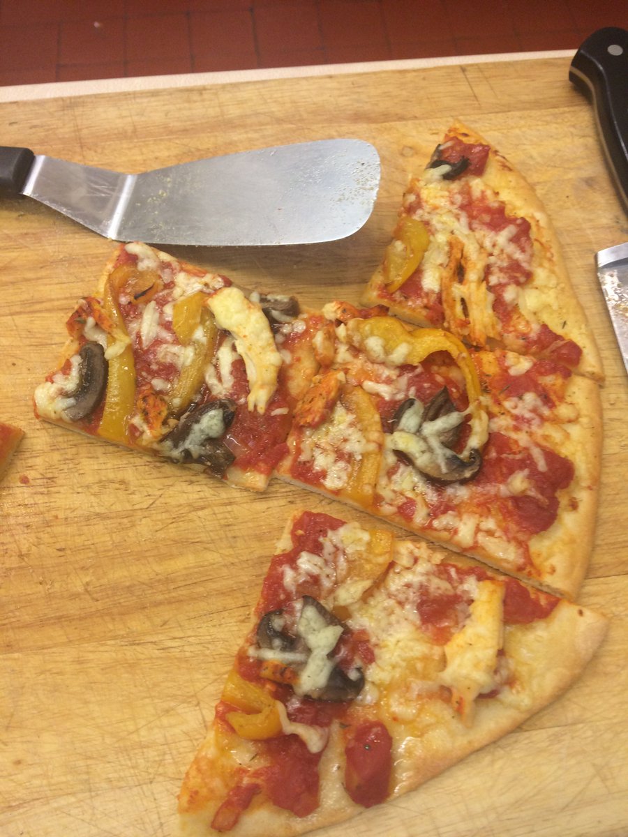 onlyconnectuk's tweet image. Great cooking skills session. This Member is making slow and
steady progress into a #crimefree life. Pizza making was a little “calm from
the chaos” for him; safe, relaxing and socialising with the team
#changinglives #releasepotential #gangcrime