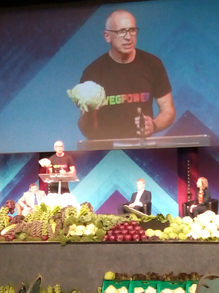 Jack Ward closing up! Pointing out the "fantastic technologies" out there for the fresh produce industry. More than time to check us out! <a href="/BLSAConference/">BLSAConference</a> <a href="/BritishGrowers/">British Growers</a> #Freshproduce #Horticulture #VegPower