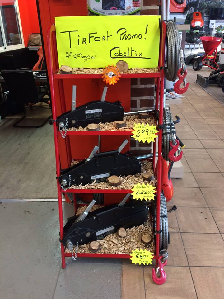 _Lambin_'s tweet photo. Idéal pour faire tomber vos arbres !!
Venez chez Lambin à Orchies,
les tire-fort de 800, 1500 et 3000 kg sont à votre disposition !
Le T75 à 299€ TTC au lieu de 358,80€ ;
Le T150 à 429€ TTC au lieu de 478,80€ ;
Le T300 à 689€ TTC au lieu de 718,80€ https://t.co/vPCEE3t3cF