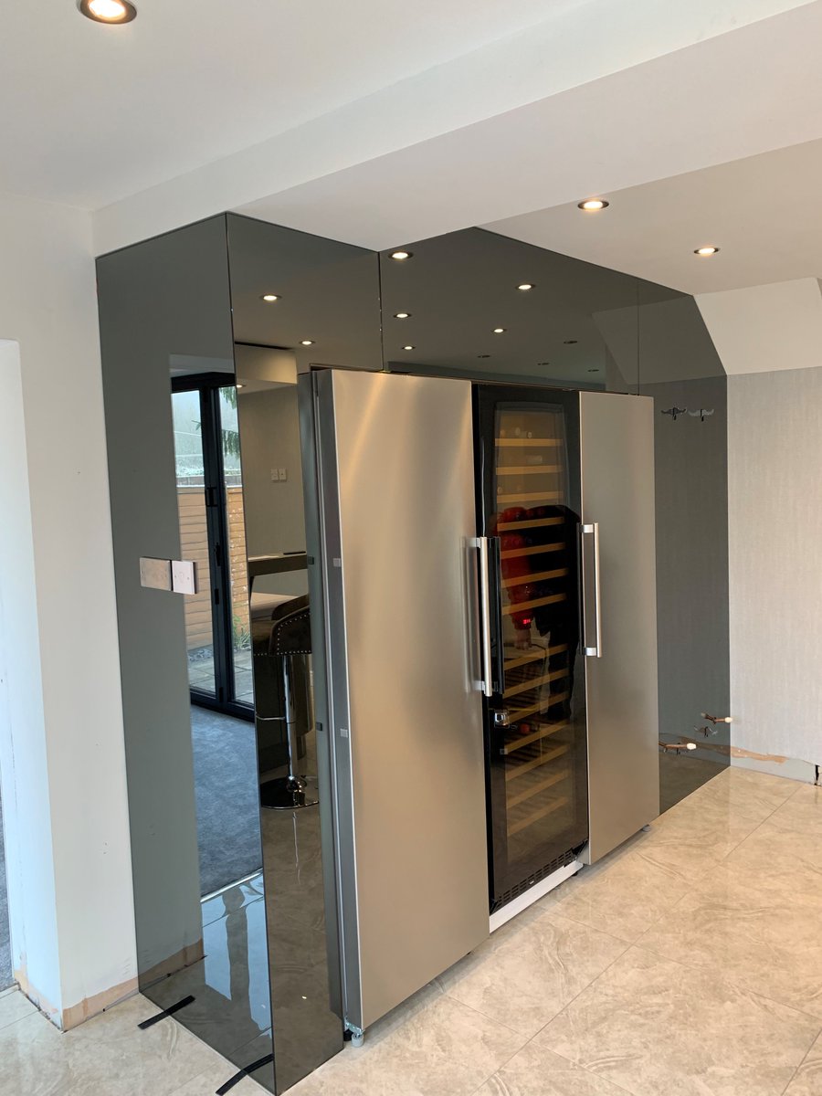 Here at Sprayed Splashbacks we pride ourselves in making unique, bespoke designs 

You can have any design and colour you desire, so what are you waiting for? Order your very own splashback online now 

sprayedsplashbacks.co.uk