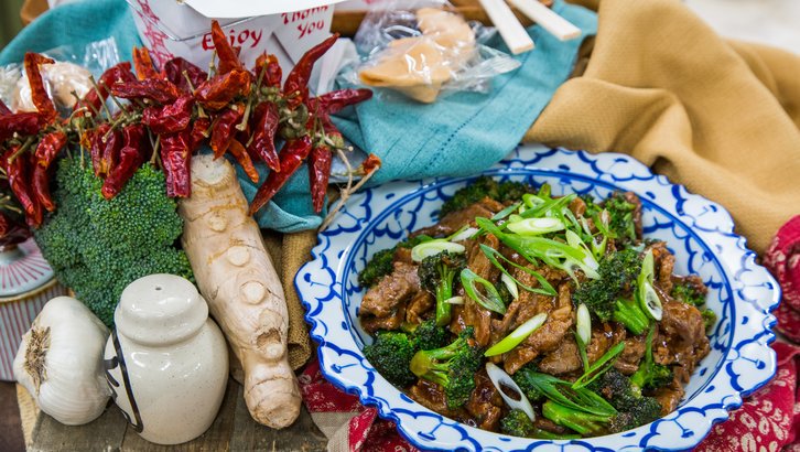 HomeandFamilyTV's tweet photo. Author of #TheWellnessProject, @PhoebeLapine is making a delicious weeknight family dinner that serves up to four! #recipes https://t.co/FoatMc2vJp https://t.co/JQ6ML2aqzx