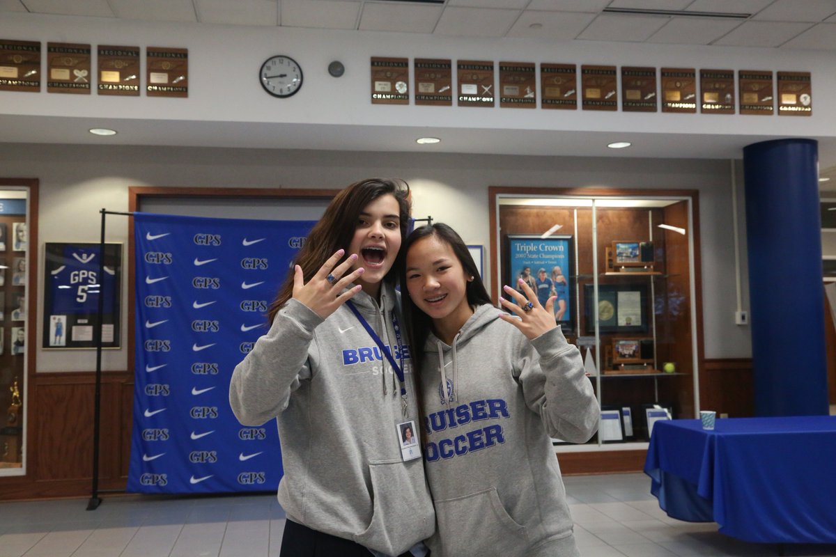 BruiserSports's tweet photo. Our varsity soccer players received their state championship rings this morning! What a great way to start off a Wednesday! 💍⚽️🏆 #GoBruisers #GBB https://t.co/sQmF0Ohl7H