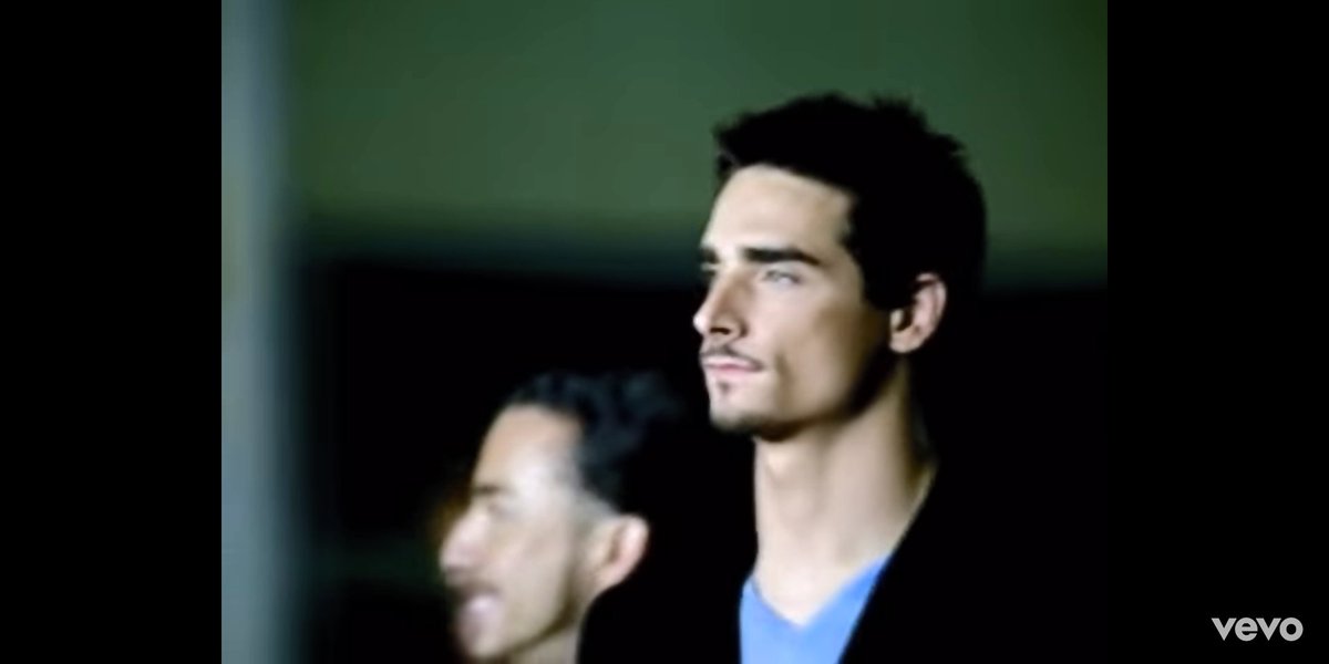 O Xrhsths みなみ Sto Twitter バックストリート ボーイズのケビン さんの横顔が美しすぎて画像漁りに余念がないです カッコいい