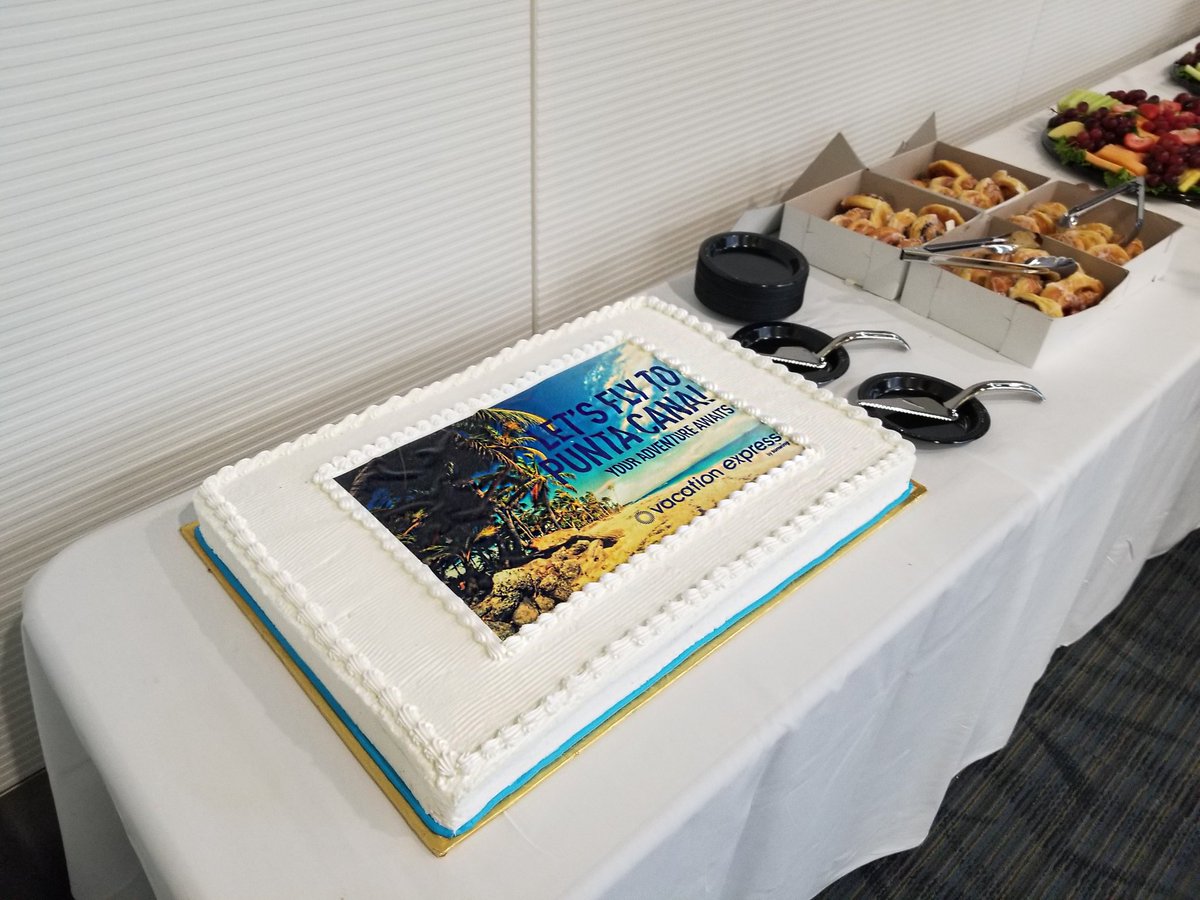VacationExpress's tweet photo. Adventure awaits in #PuntaCana π΄... But this delicious cake awaits our excited passengers at the gate before they take off to paradise! Who gets the first slice? @DTWeetin #FlyMeVE #SunwingAirlines https://t.co/mSBuhHUWNo