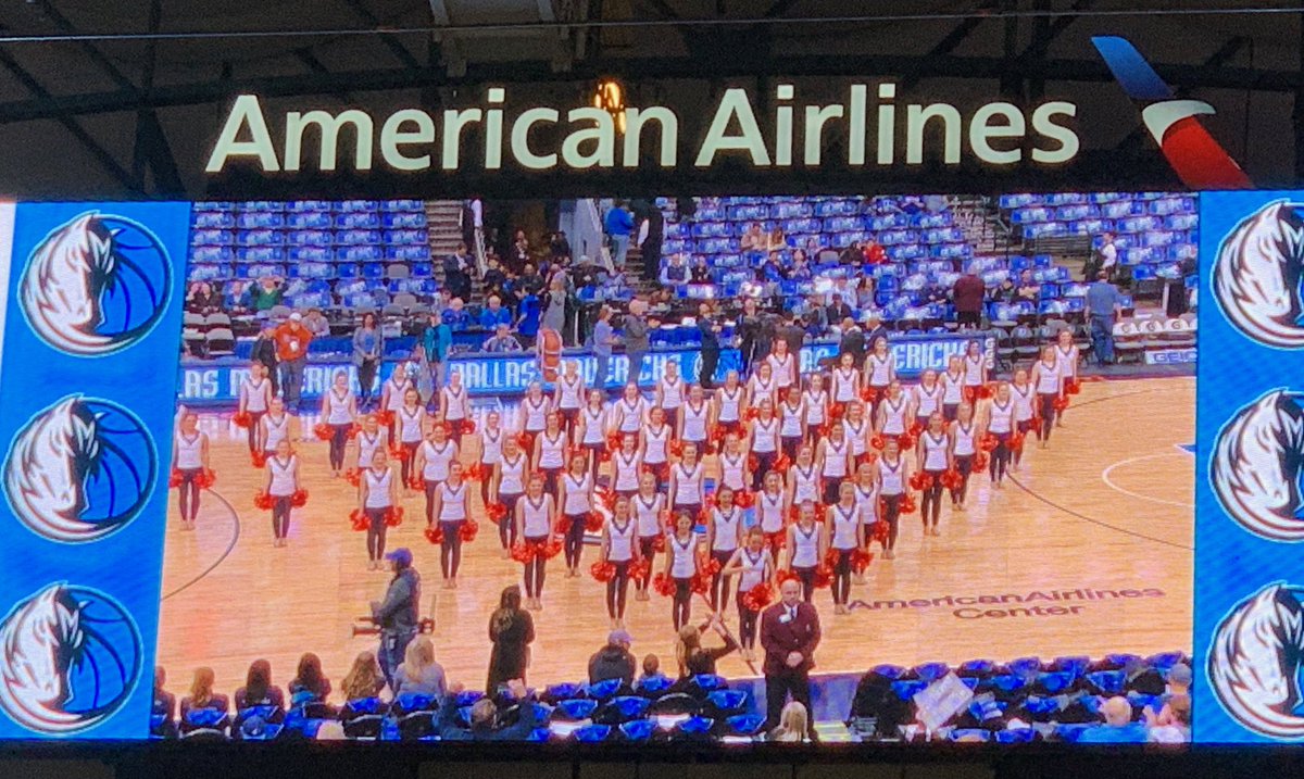 KHSIndianNation's tweet image. Indianettes had a great time performing at last nights Maverick’s game!