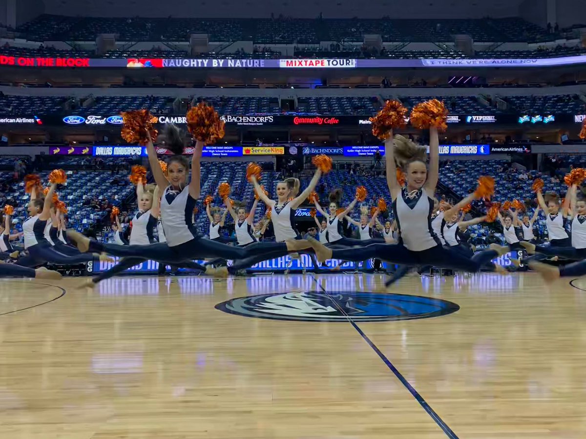 KHSIndianNation's tweet image. Indianettes had a great time performing at last nights Maverick’s game!