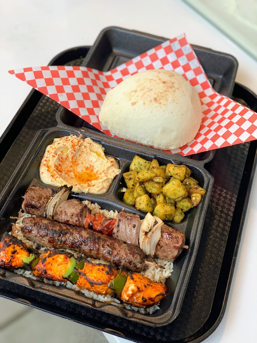 fufusgrill1's tweet photo. Mixed Kabob Plate! ๐ข๐ข๐ข
-Chicken Kabob
-Kafta Kabob
-Beef Kabob
-Hummus
-Garlic and Cilantro spicy potatoes
-Freeeeesh Pita Bread
Located in the Mission Grove Plaza in Riverside
& The Riverside Food Lab
#iefood #rivfoodlab #hummus #missiongrove #fufus https://t.co/PB5QQa1vbC