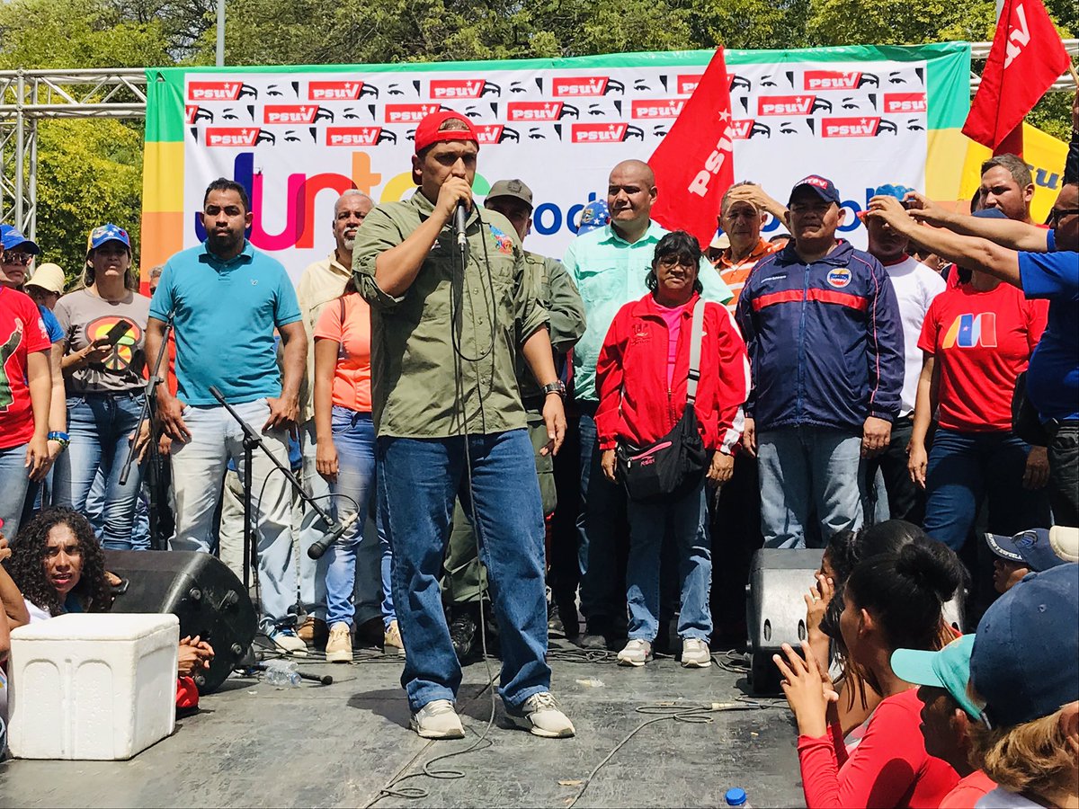 antoniohd_jpsuv's tweet photo. #LasCallesSonDelChavismo desde Cumaná firme con el Pdte @NicolasMaduro seguiremos leal como nos enseñó el cmdte @chavezcandangan Gob @EdwinRojasM @TareckPSUV @dcabellor @DrodriguezVen https://t.co/mykQeEOHof