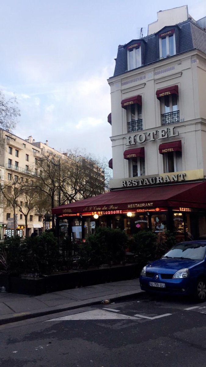 Already missing the beautiful sights of Paris 😍
#blogger #Travel