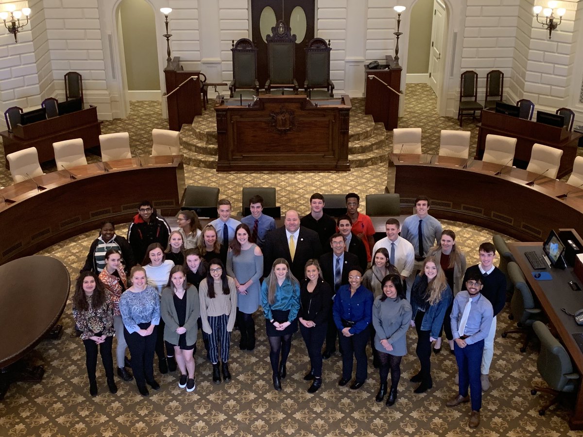 bhodge2727's tweet image. Big thanks to @PaulFeeneyMA and @JimHawkins4Rep for meeting with us and agreeing to sign on to Jen Benson’s climate bill. Also thanks to @ourclimateus for organizing the entire day.