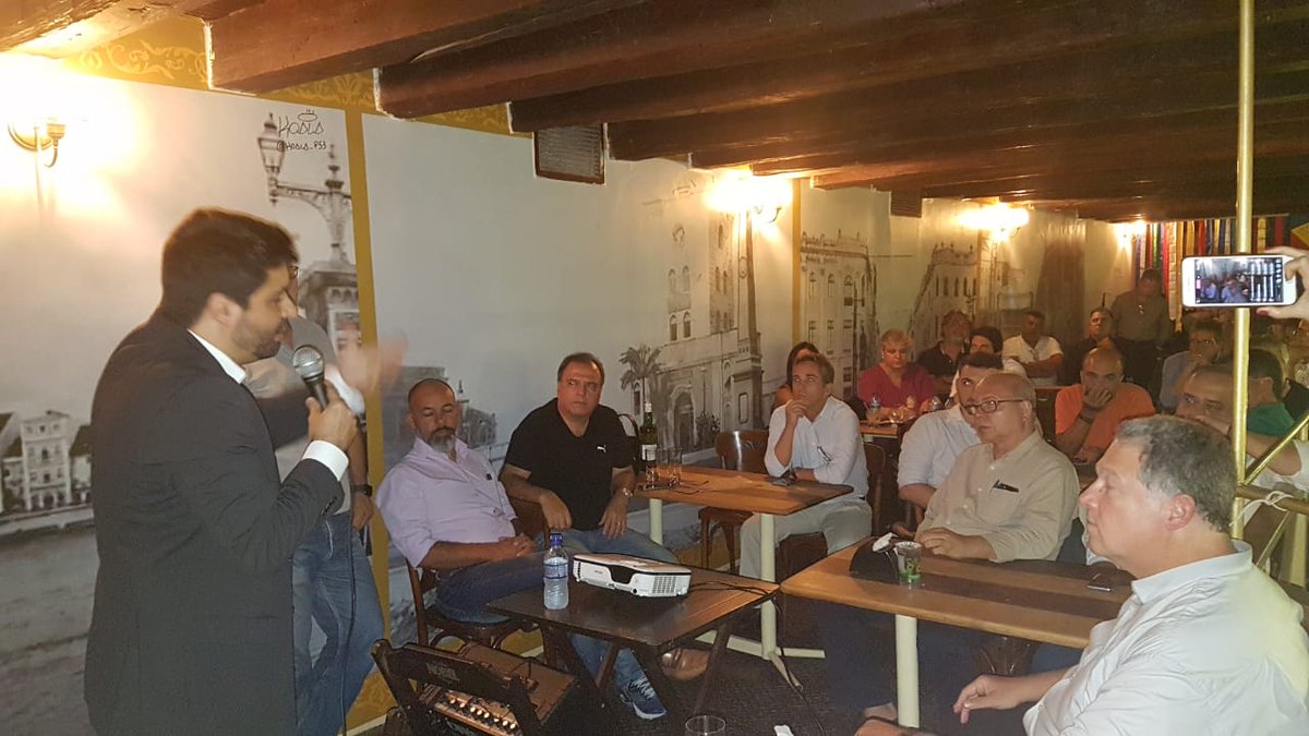 iLand_Corp's tweet photo. Ontem estivemos na primeira TI (Terça Informal) do ano, promovida pela SUCESU-PE. Falamos sobre a adoção de Tecnologias de Nuvem e sobre a Transformação Digital e sua relação com a empregabilidade e a trabalhabilidade. #iLandTechnology #iLandSoluções #Innovation #SUCESUPE https://t.co/LJ3hDQOOVB