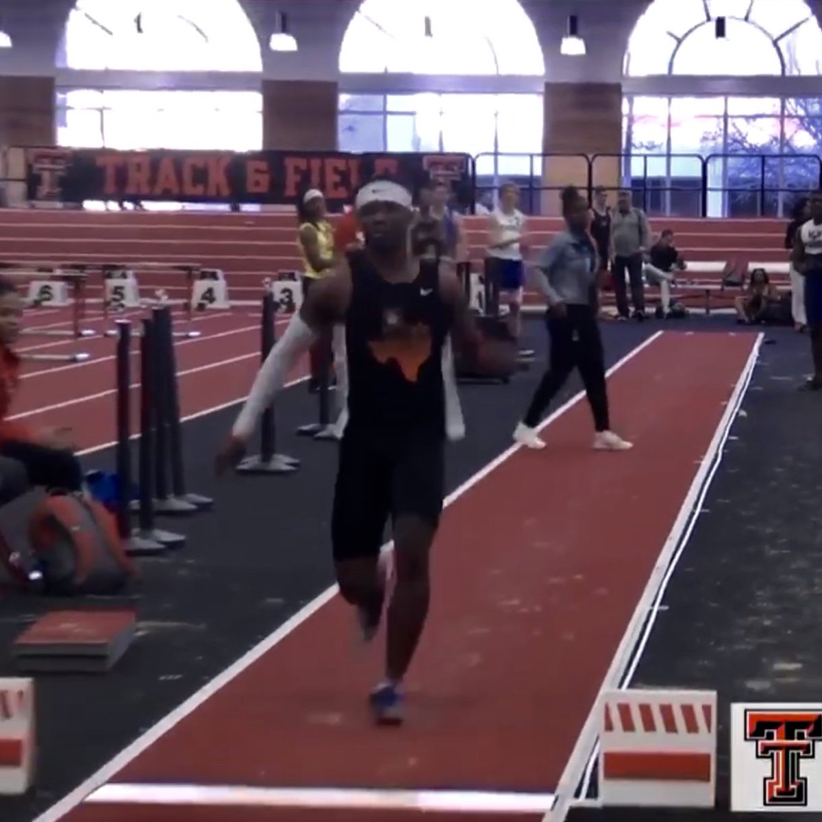 SheltonSchool's tweet photo. Some members of Charger Track competed at TX Tech Under Armour High School Classic last Sat. 868 high school athletes from all over the country competed. Trinity Byars 10th 60M Dash & 21st in 200M Dash. Frederick Johnson 5th Long Jump. Congrats! 👊 #gochargers #bcf #texastechtf https://t.co/zlEaNPJZhE