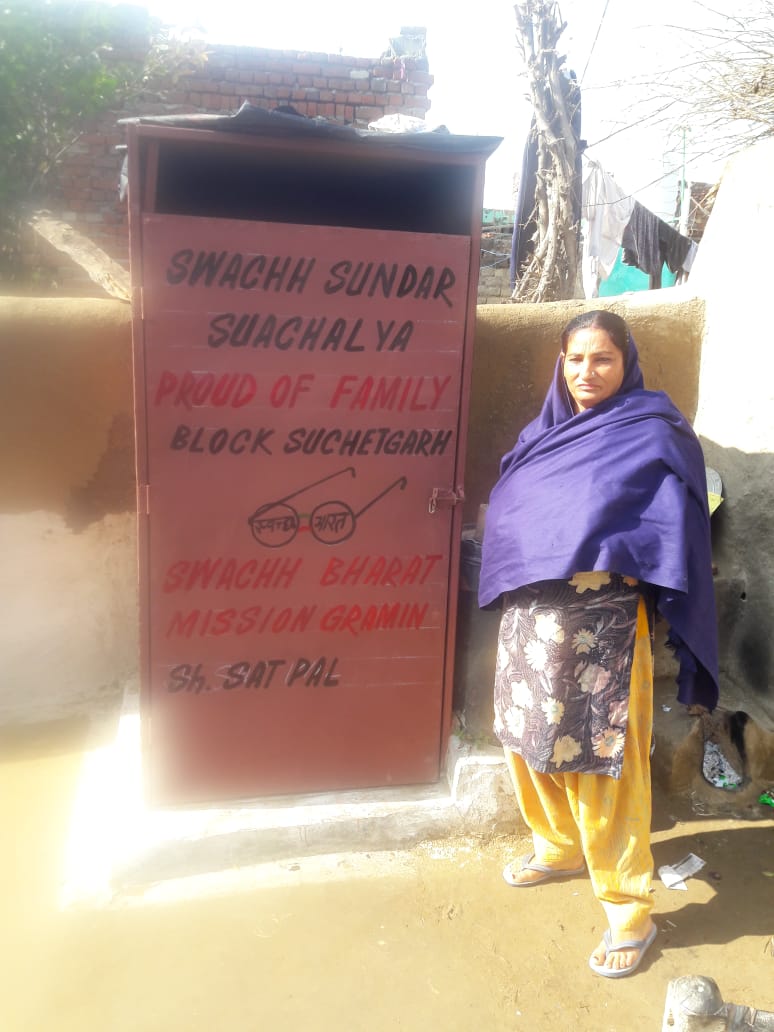 JammuSwachh's tweet photo. Swachh Sundar Shauchalaya in block Suchetgarh, district Jammu. #swachhbharatmission #Tatatrust #swachhjammu #cleanliness #sanitation #Hygiene https://t.co/1Jhs09nBy2