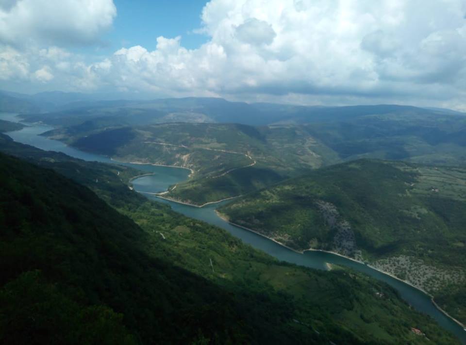 MojaLepaSrbijaa's tweet photo. Vidikovac Kozji kamen na Staroj planini 😊#Srbija🇷🇸#Serbia🇷🇸
Foto: Tanja Ćirić https://t.co/orQt5OlaNU