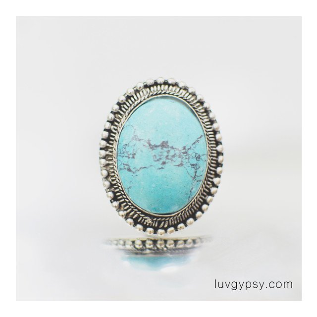 Get one of these Chavi Turquoise Ring on our etsy page: etsy.me/2R53xvs 🌻 #ring #ringinspo #gypsyring #bohemianring