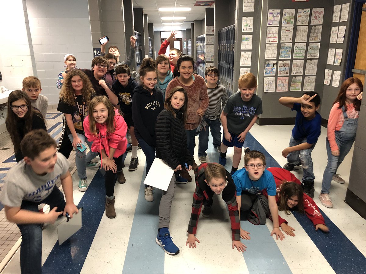 MsMillerHMS's tweet photo. GooseChase Scavenger Hunt across the school today..learning Conjunctions the fun way!! @HMSIndians  #ccsdtn #hmstntribe https://t.co/Xl83B2n6fz