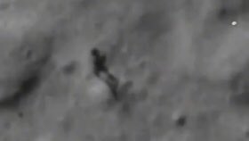 ufosfootage's tweet photo. Alien On The Moon In Google Moon With A Shadow 👽🌑🌗👽: https://t.co/xeicbMEf2r #alienonmoon #moon #alien #alienmoon #aliengod #aliens #alien #ufosfootage #ufosightingsfootage #ufo #realalien #lunaranomaly #moonanomaly #moons #et #extraterrestrial #extraterrestres #realet https://t.co/3u1CfDhlIg