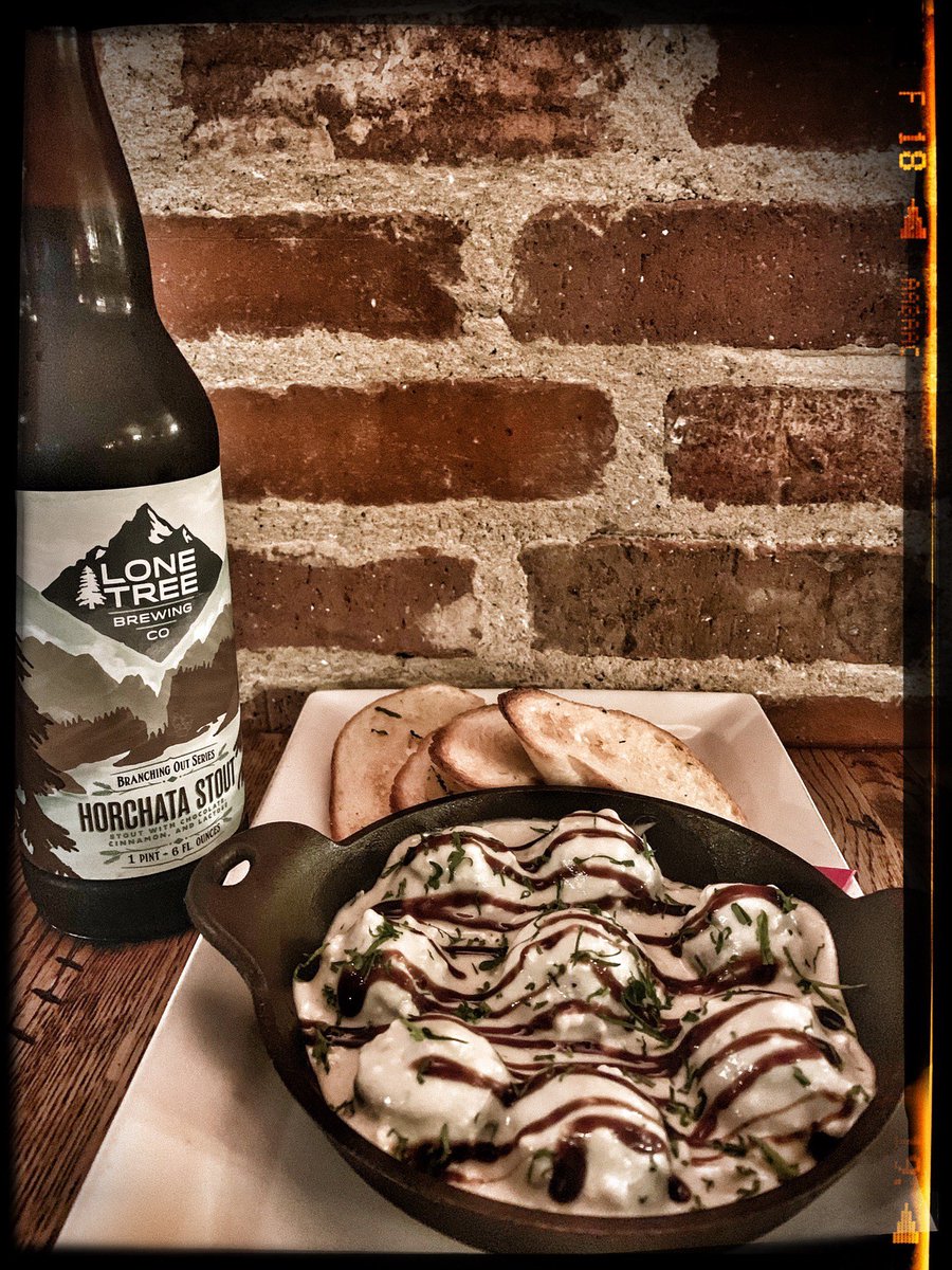 ColoradoRoom's tweet image. #ShortRib Stuffed #Mushrooms pair awesomely with the @LoneTreeBrewing  #Horchata #Stout! Both here for a limited time so come and get them before they are gone!