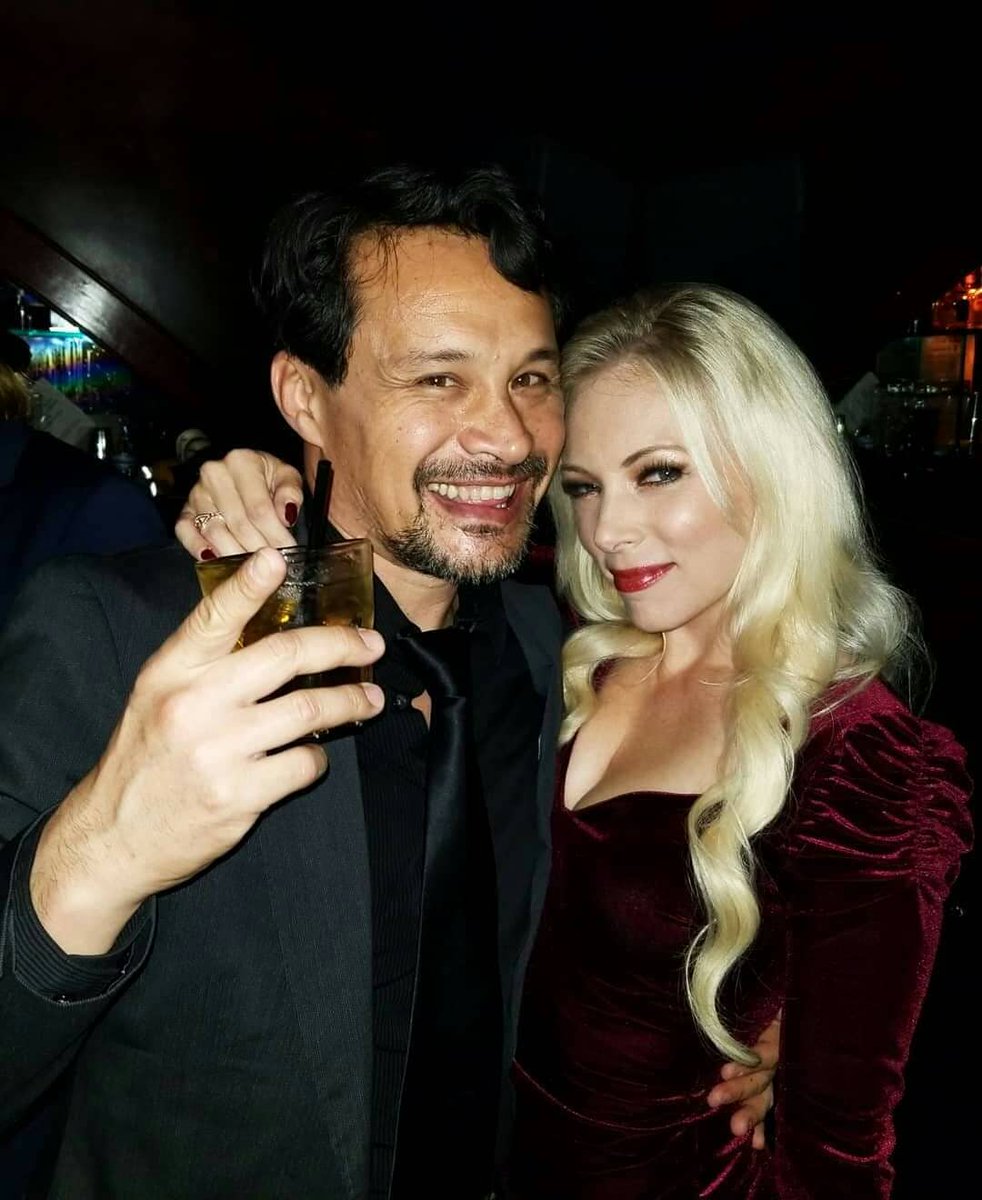 TheQueendomMtl's tweet photo. HUGE CONGRATS to @MichaelSuLV &amp; crew on the PREMIER of your indie HORROR film #ArtOfTheDeadMovie ! ☆☆☆☆☆☆
What an honour to know such hard working, kind-hearted individuals like yourself! Keep inspiring &amp; motivating us!☆☆☆☆☆☆

#TaraReid 
#SarahFrench
#RichardGreico https://t.co/aWnGtgTd1o